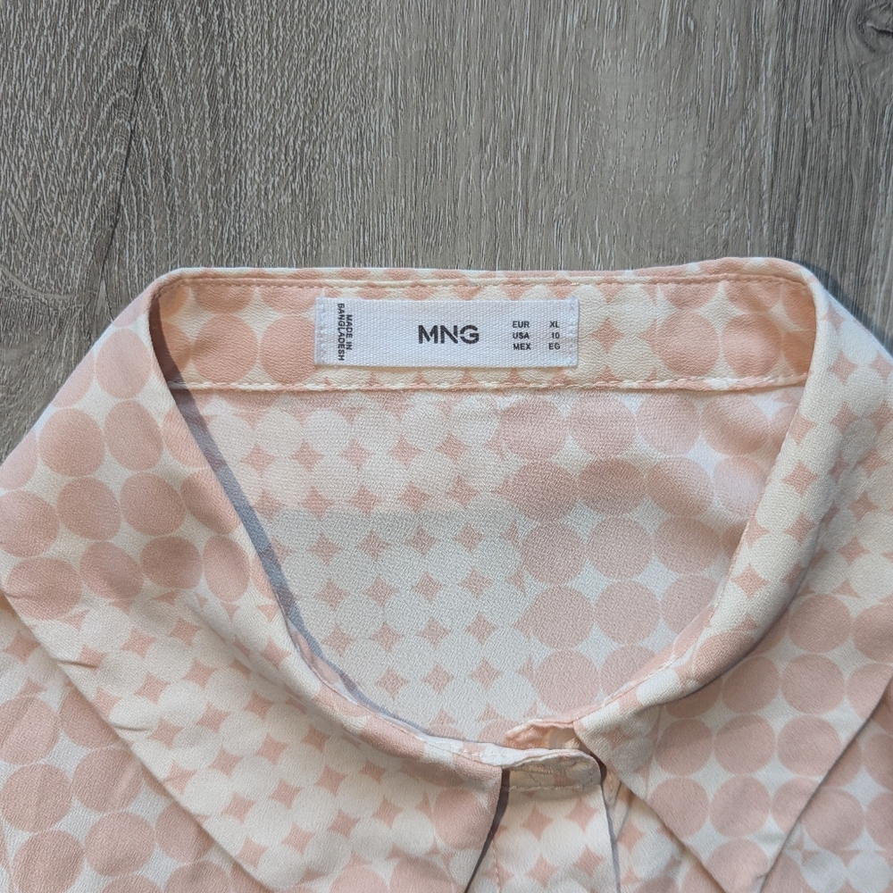 Flowy Patterned Button Down Mango Top - Picture 4 of 9